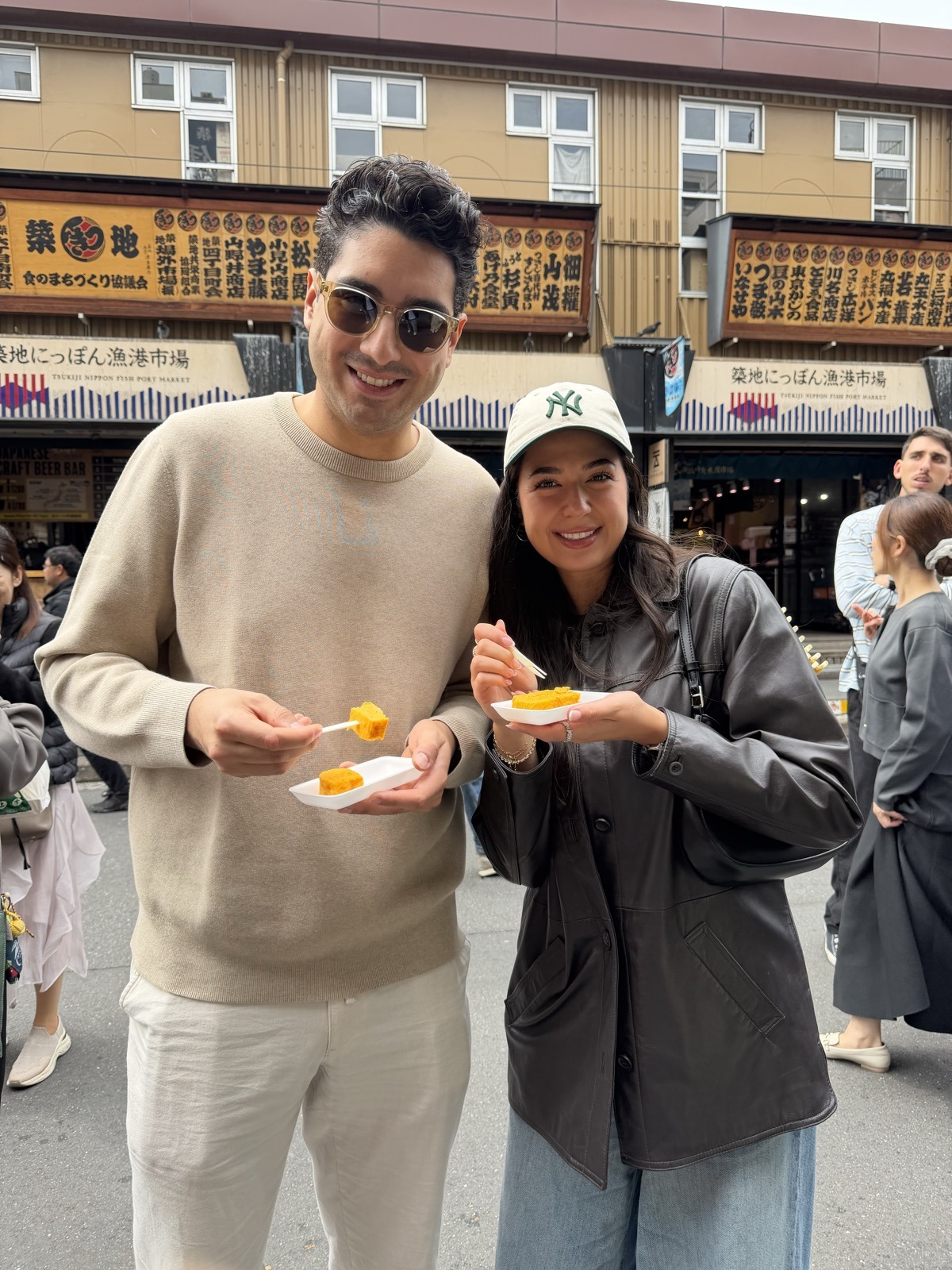 Tsukiji Outer Market street food tour